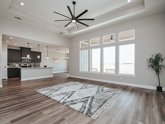 4th image of 508 Town Hall Ln