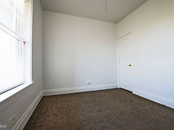 6033 S Vernon Ave Apartments Chicago Bedroom_04