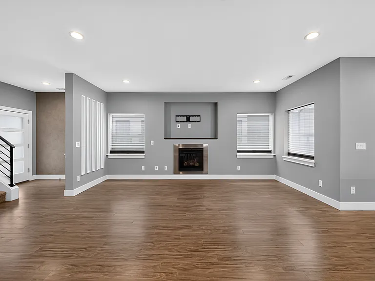 32838 Ten Trails Pkwy SE — Photo 5