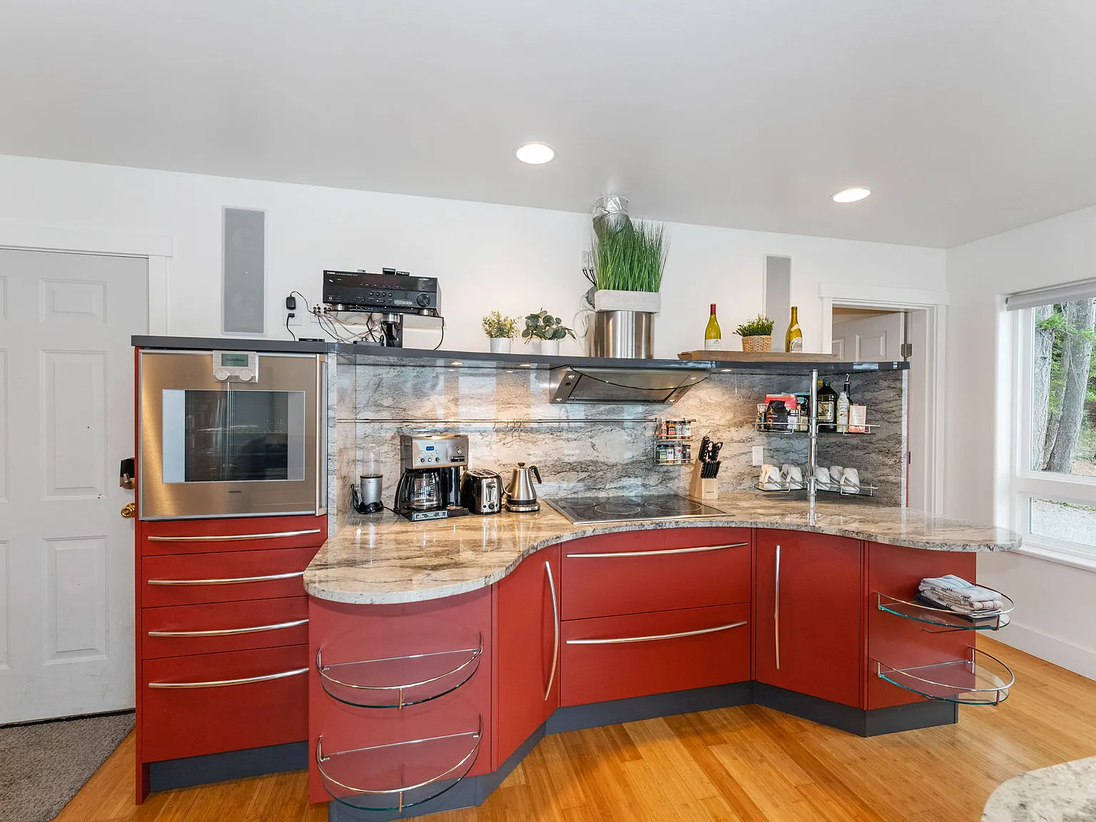 3 bed, 1732 sqft, $2,650 — Photo 4