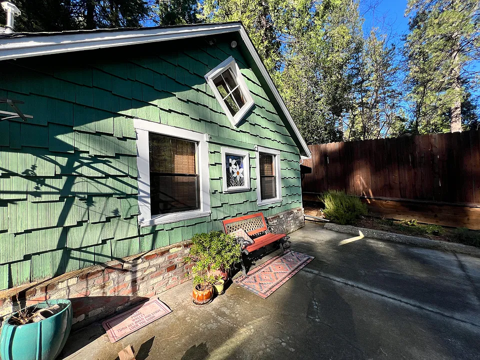 12826 Nevada City Hwy #C