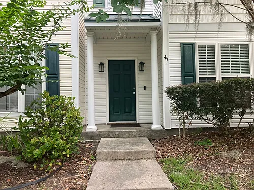 47 Regent Ave Photo 1