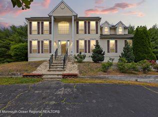 651 Winterberry Blvd, Jackson, NJ 08527