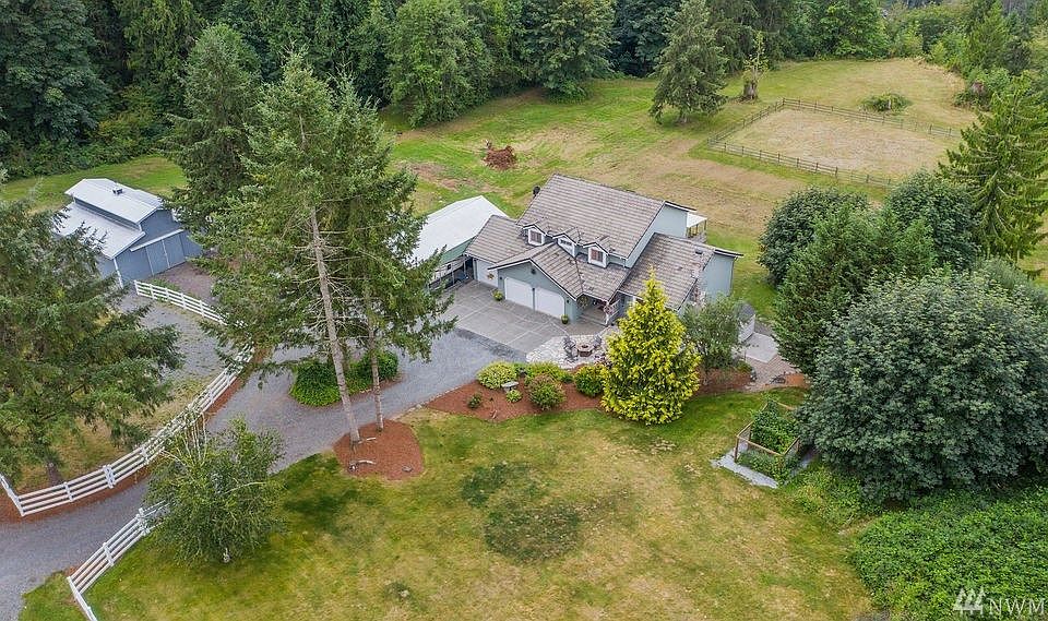 1st image of 1620 155th Ave NE