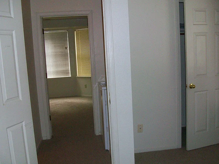 1033 Ralston St #3 — Photo 6