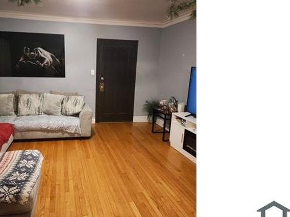 5105 W Augusta Blvd #2W