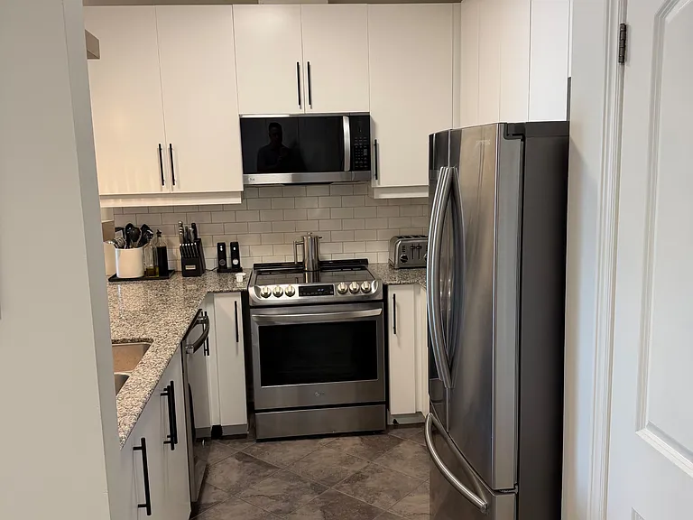 383 Main St E #310 — Photo 3