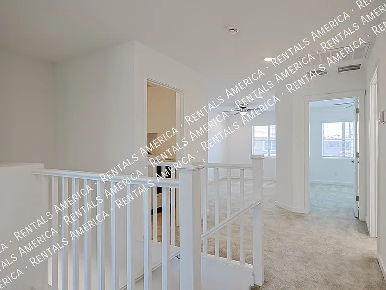 6038 W Hartford Ct — Photo 18