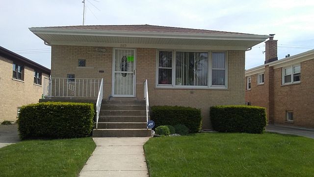 1st image of 1165 Lucas St