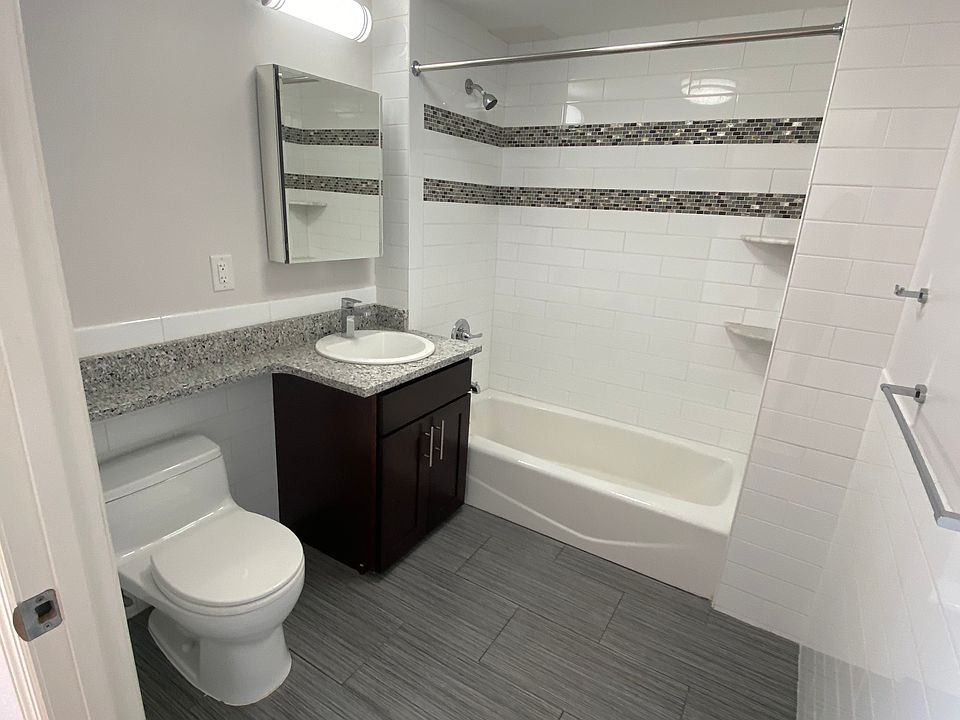 2nd image of 26-25 2nd St #3