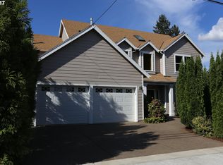 13775 SW Far Vista Dr, Beaverton, OR 97005