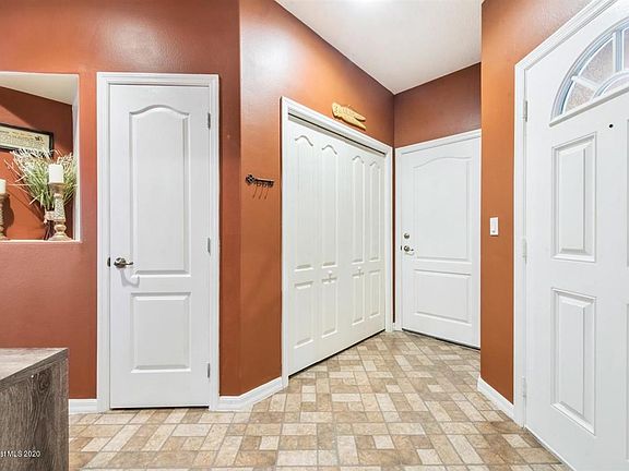 4th image of 1030 Venetian Dr Unit 105