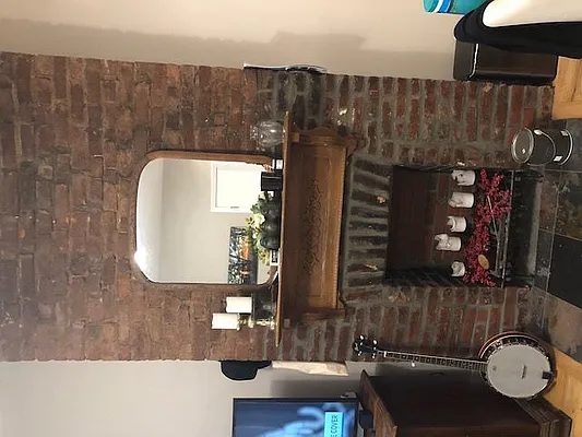 Rented by Downtown Realty Group LTD | media 29