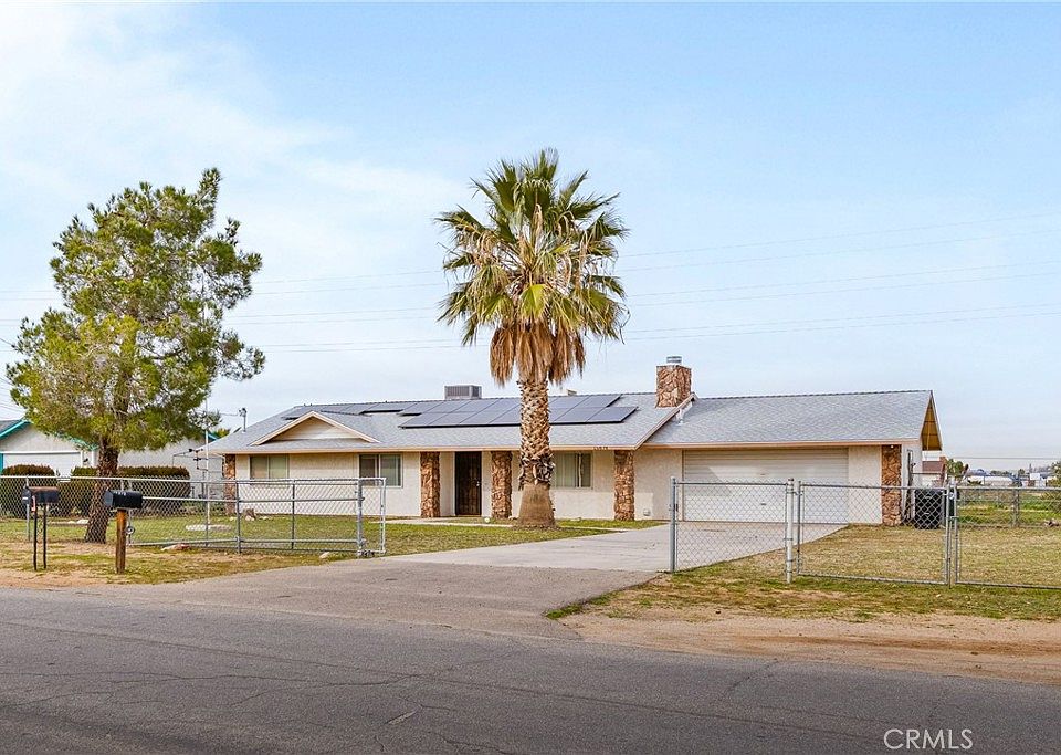 1st image of 15878 Jasmine St