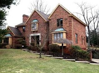 604 Tivoli Dr, Gibsonia, PA