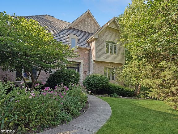 2nd image of 28630 N Sky Crest Dr