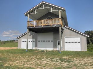 1792 Halverson Rd, Lansing, IA 52151