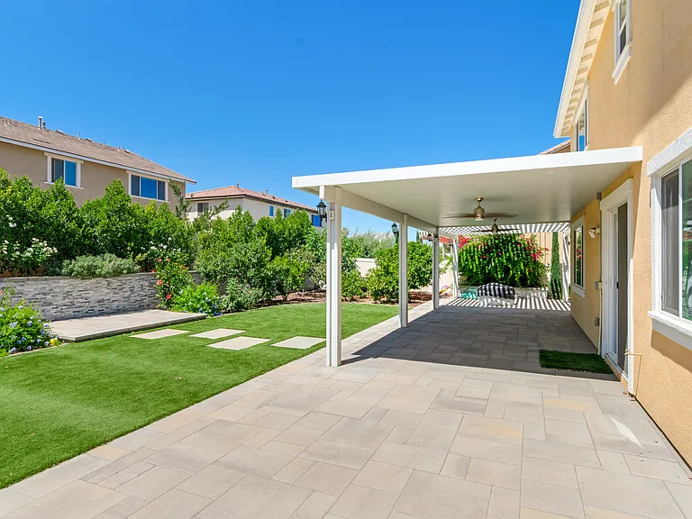 26337 Seville Ln — Photo 22