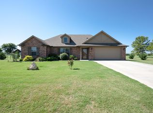 9920 E Tall Pine Ln, Claremore, OK 74017