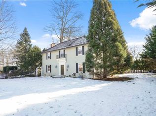 22 Bonmar Rd, Pelham, NY 10803