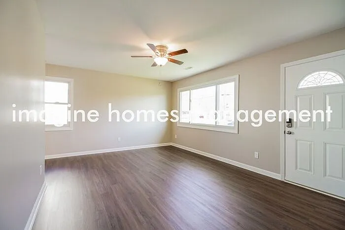 3928 Belfast Ave — Photo 4