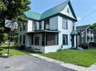 8 Church St, Waterloo, NY 13165
