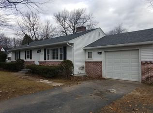 129 Kane St, Springfield, MA 01119