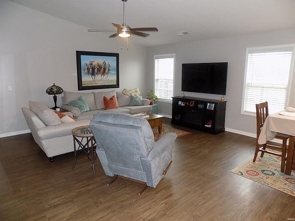 4th image of 5911 Brookstone Dr