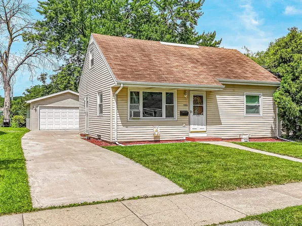 180 Denhardt Ave, Neenah, WI 54956