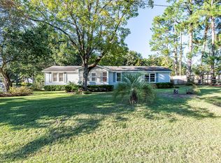 1046 White Pond Rd, Leesburg, GA 31763