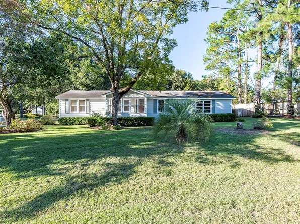 1046 White Pond Rd, Leesburg, GA 31763