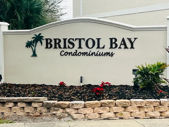 419 Banana Cay Dr APT F, South Daytona, FL 32119