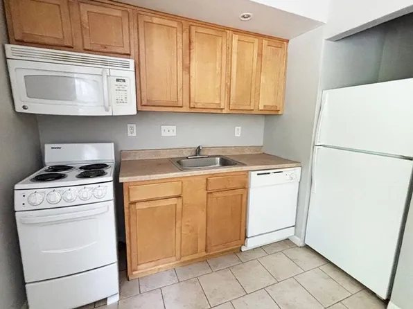 Lowell 562, 562 Lowell Ave APT 7, Cincinnati, OH 45220