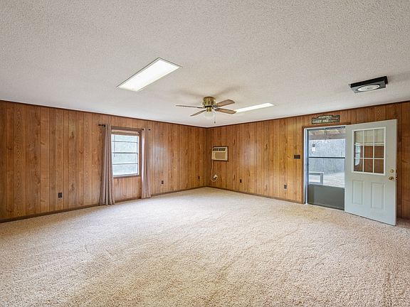 4th image of 87 Anglin St
