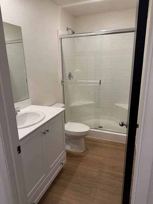 1 bed, 1.5 bath, 440 sqft, $1,500 — Photo 3