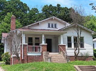 2832 N Glenn Ave, Winston Salem, NC 27105