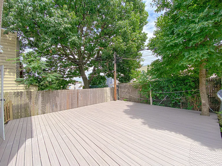 252 Clinton Ave #2 — Photo 12