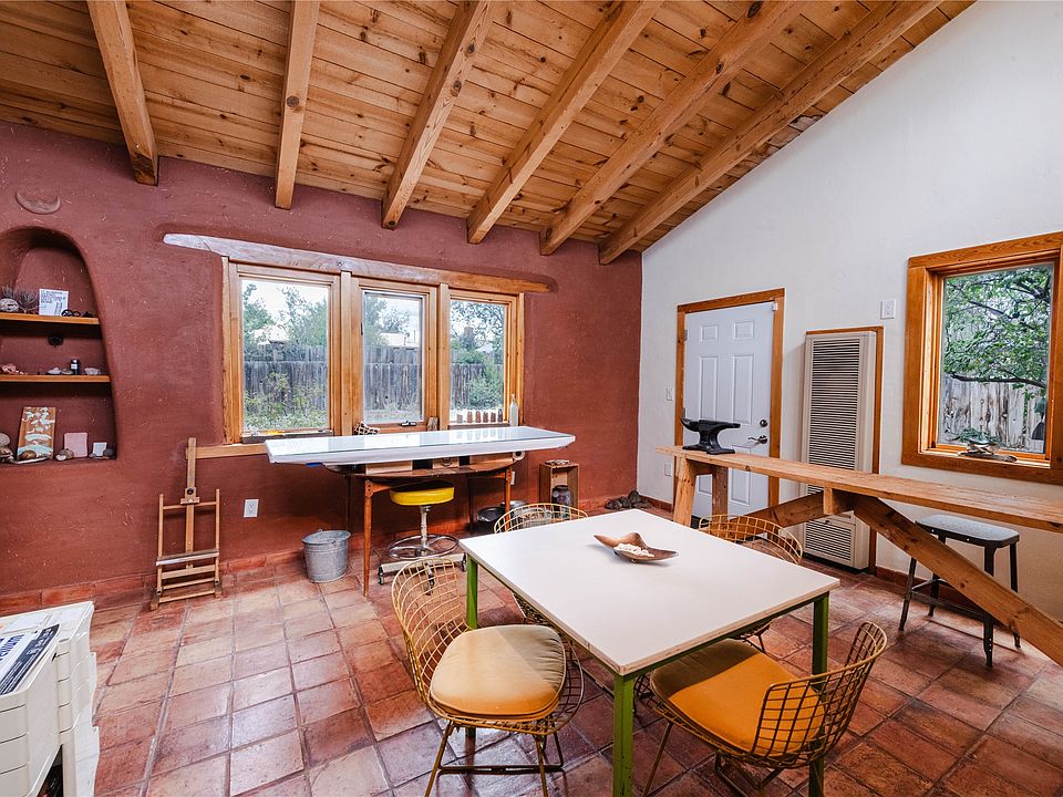 1st image of 1707 Callejon Zenaida