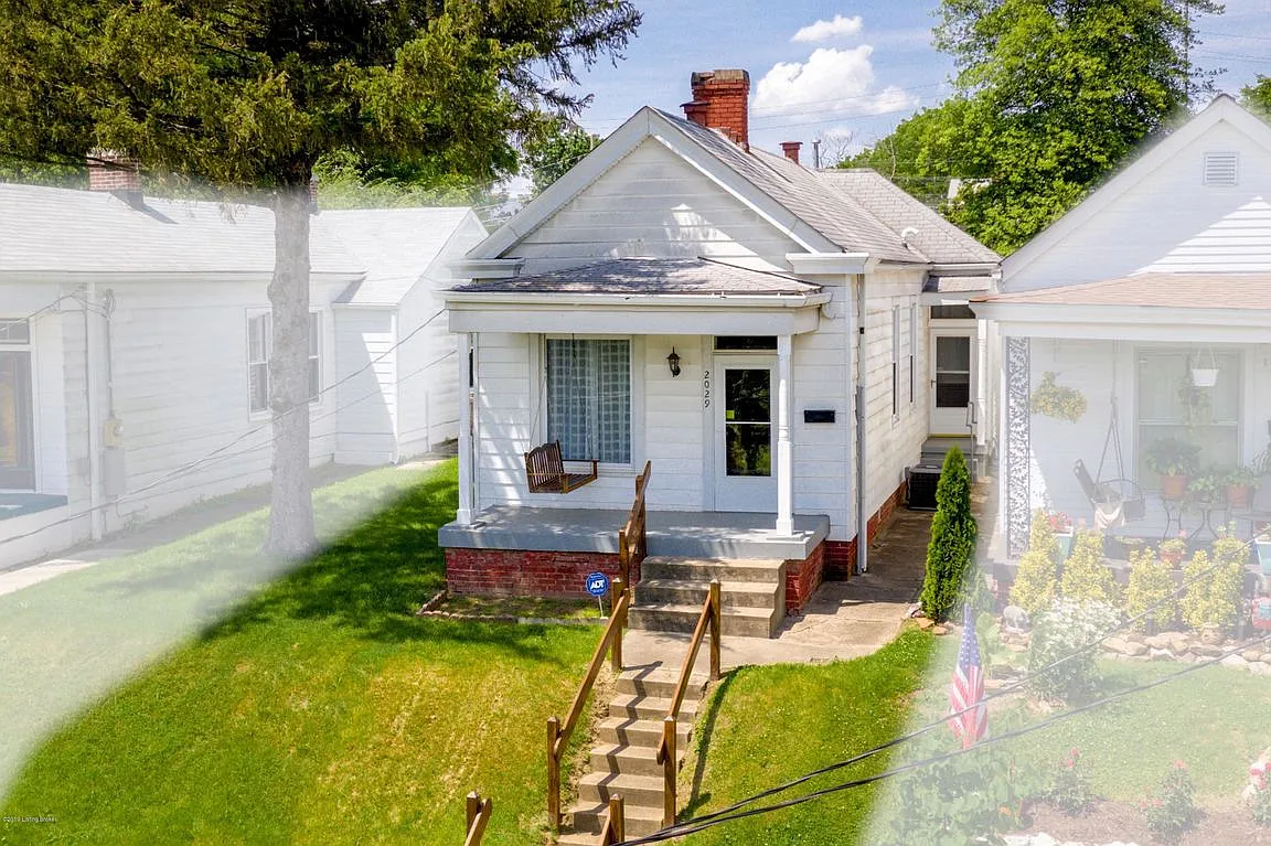 2029 Payne St photo 1