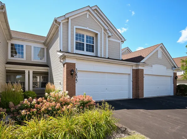 30604 McCormick Ln, Warrenville, IL 60555