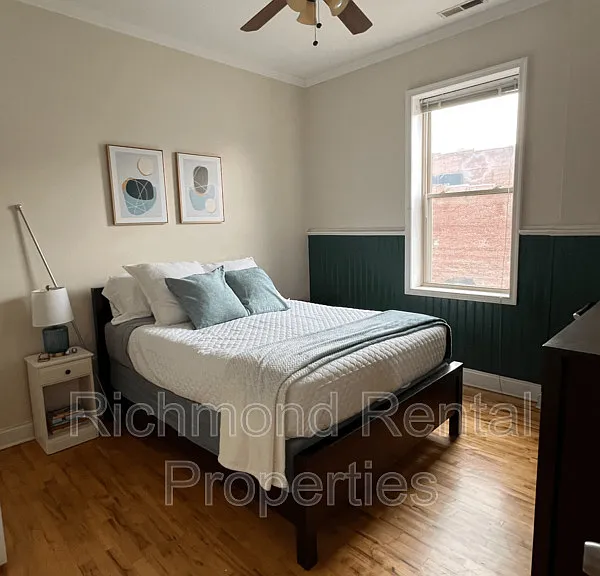 11 E Broad St #5 — Photo 15