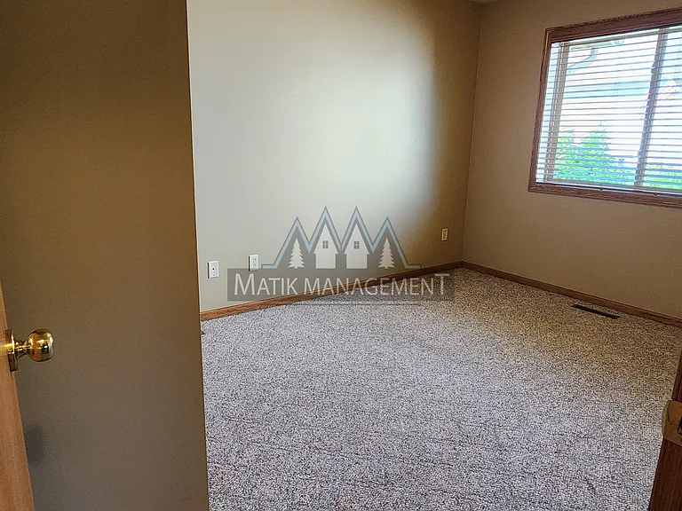 4343 Ashland Ln NW — Photo 26