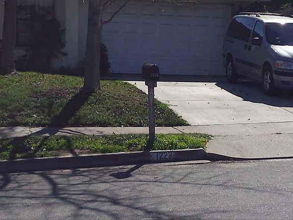4th image of 1222 Bauer Ave