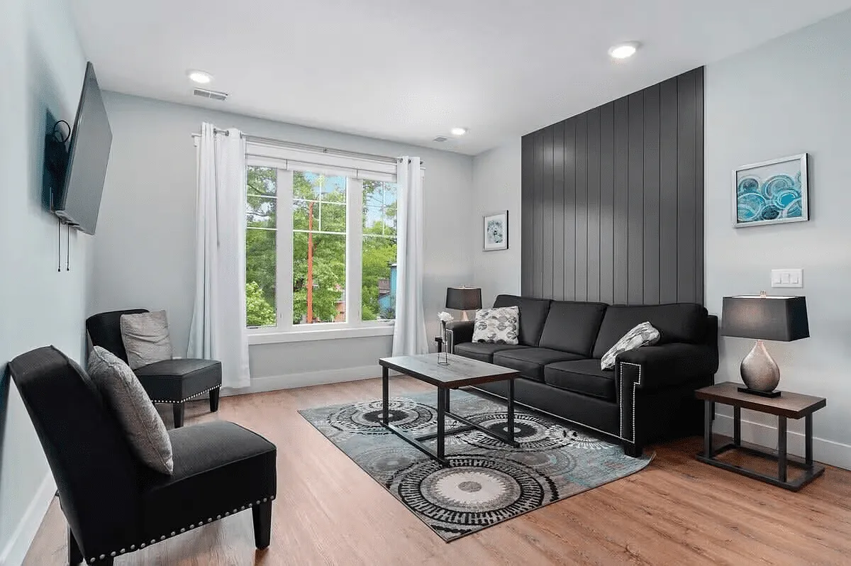 2 bed, 750 sqft, $1,800 — Photo 2