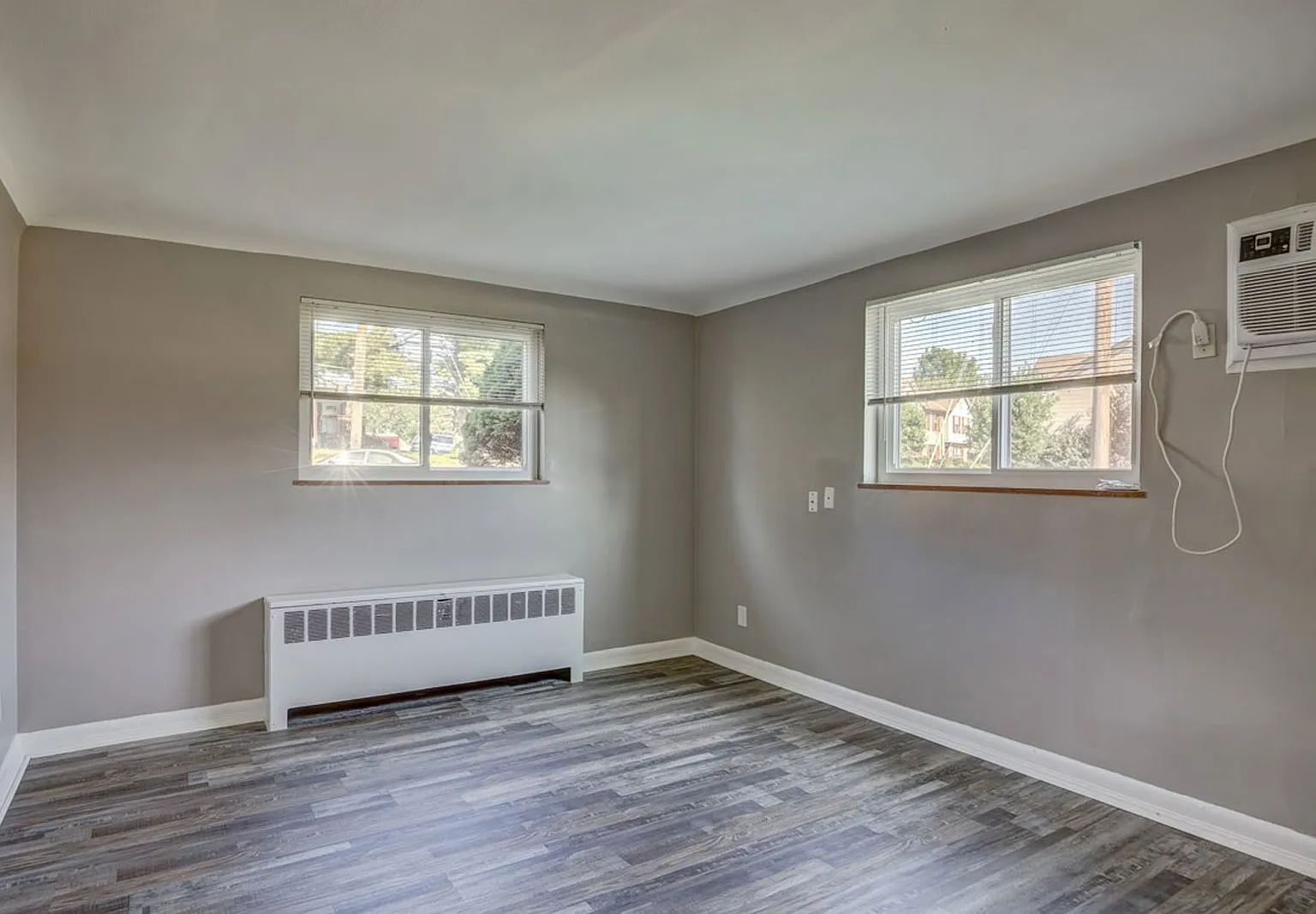1 bed, 1.0 bath, 474 sqft, $825 — Photo 3