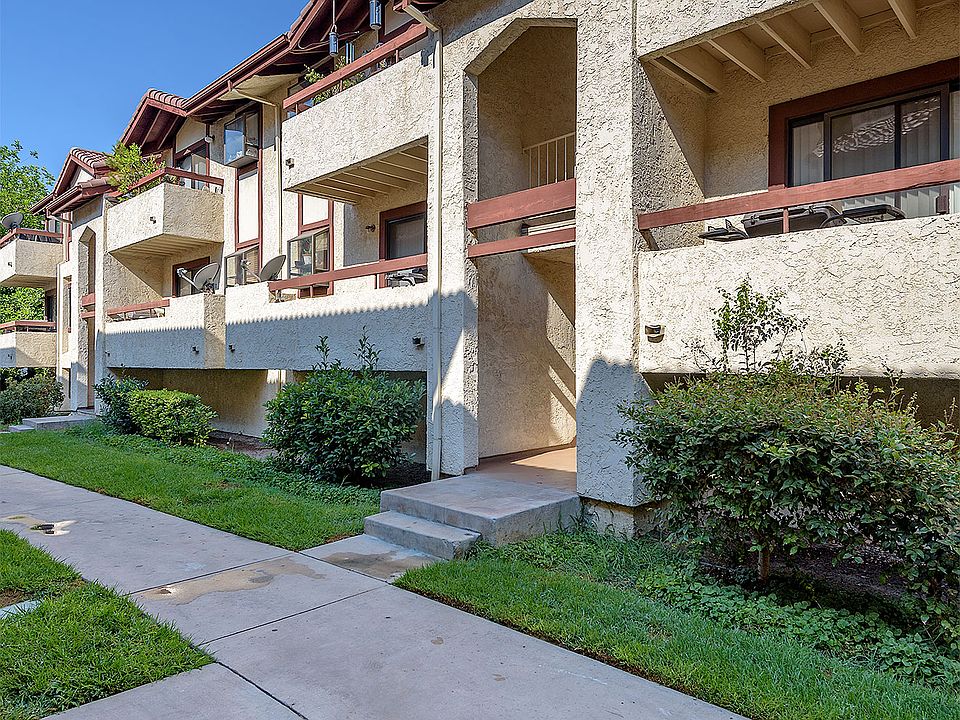 1st image of 18006 Saratoga Way Unit 508