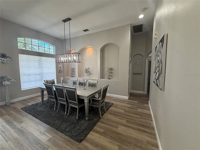 1115 Landale Ct — Photo 6
