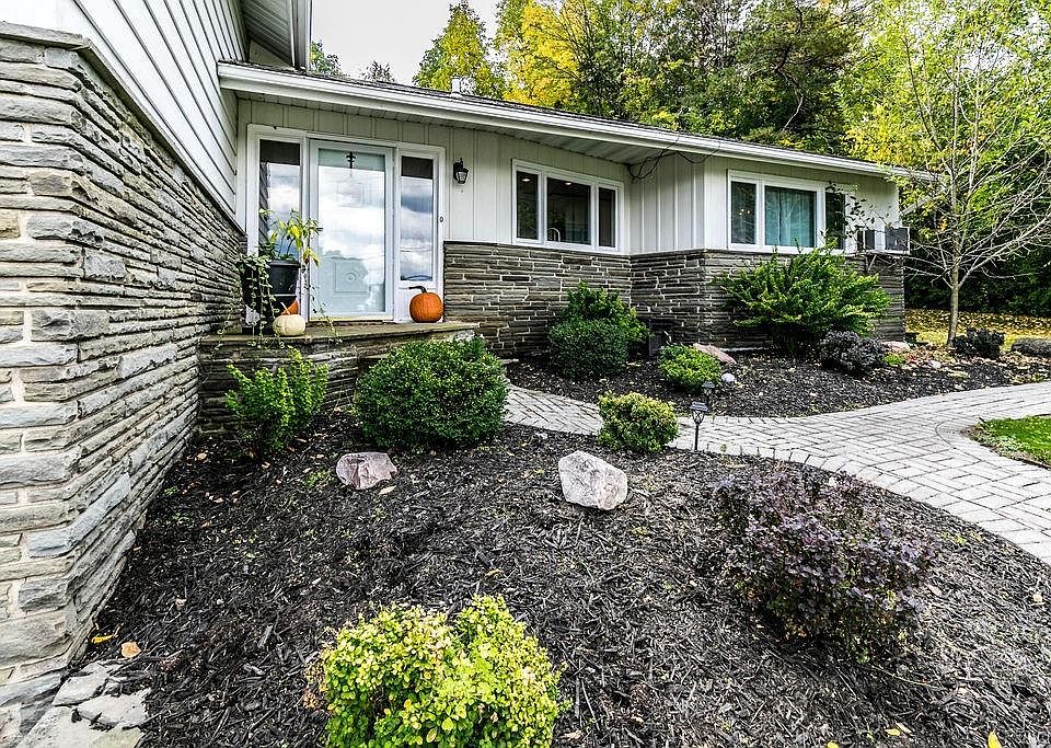 1st image of 6032 Sewickley Dr