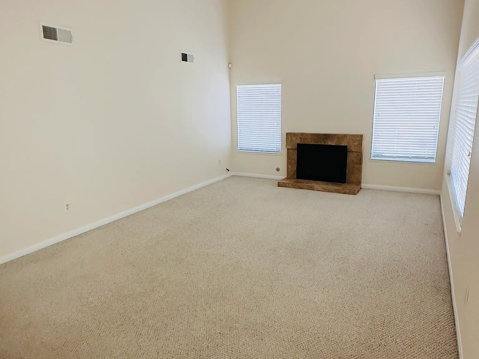 44035 Rodin Ave — Photo 3