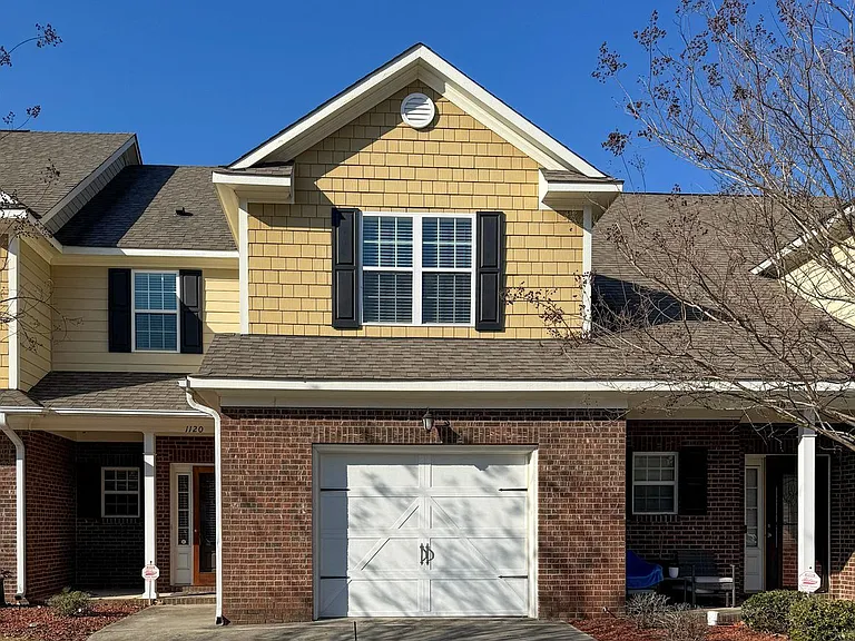 1120 Braybrooke Pl — Photo 1